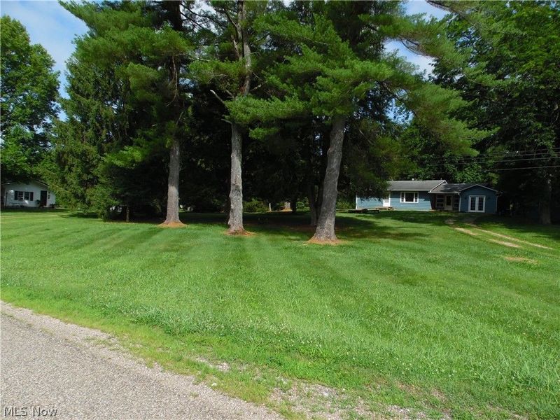 987 Hocking Road, Little Hocking, OH 45742 Photo 4