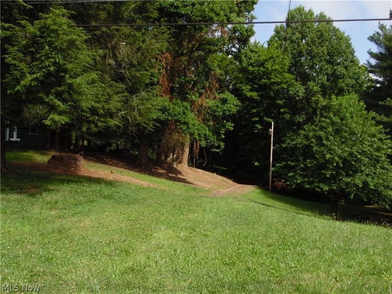 987 Hocking Road, Little Hocking, OH 45742 Photo 7