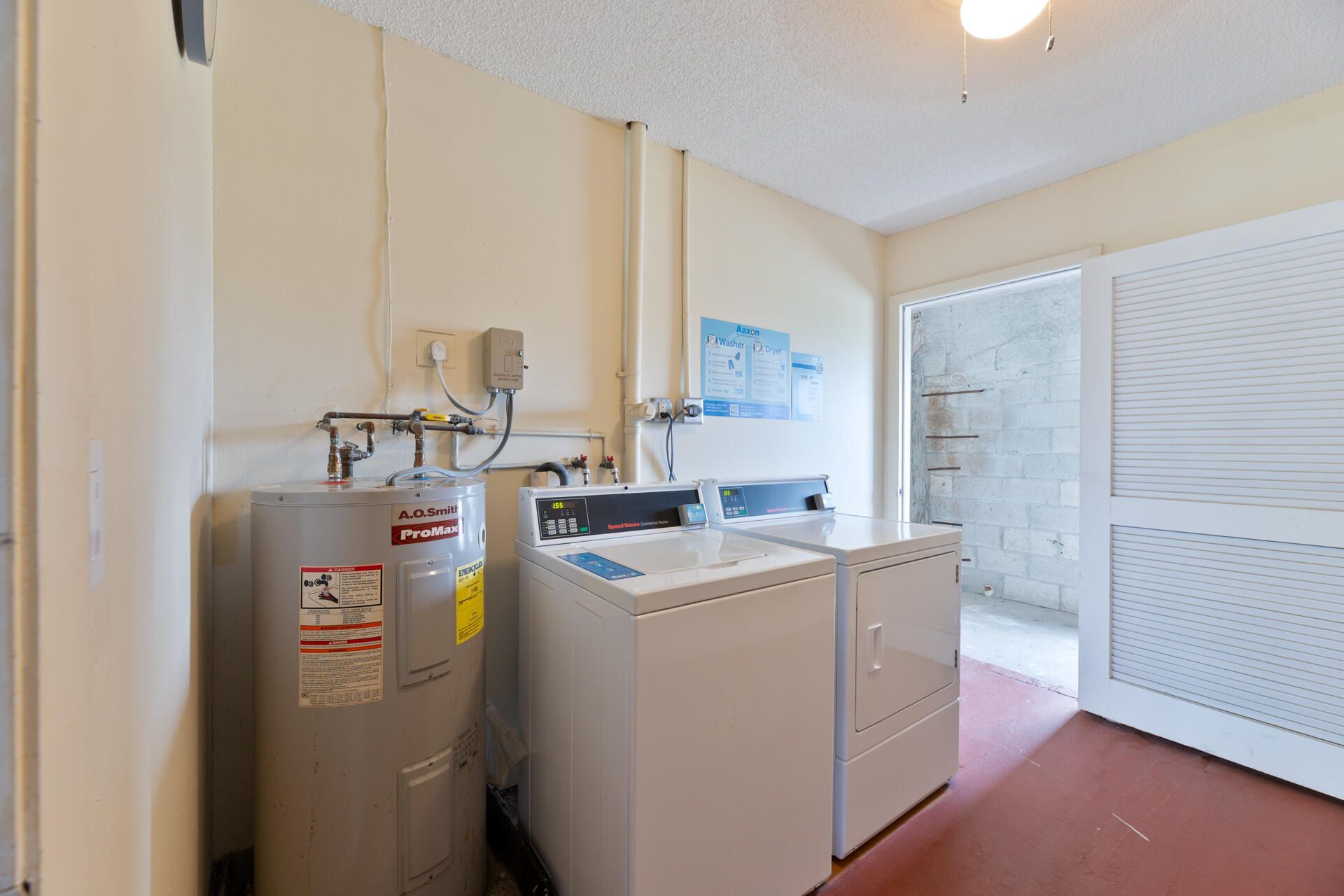 32 Abbey Lane, Unit 205, Delray Beach, FL 33446 Photo
