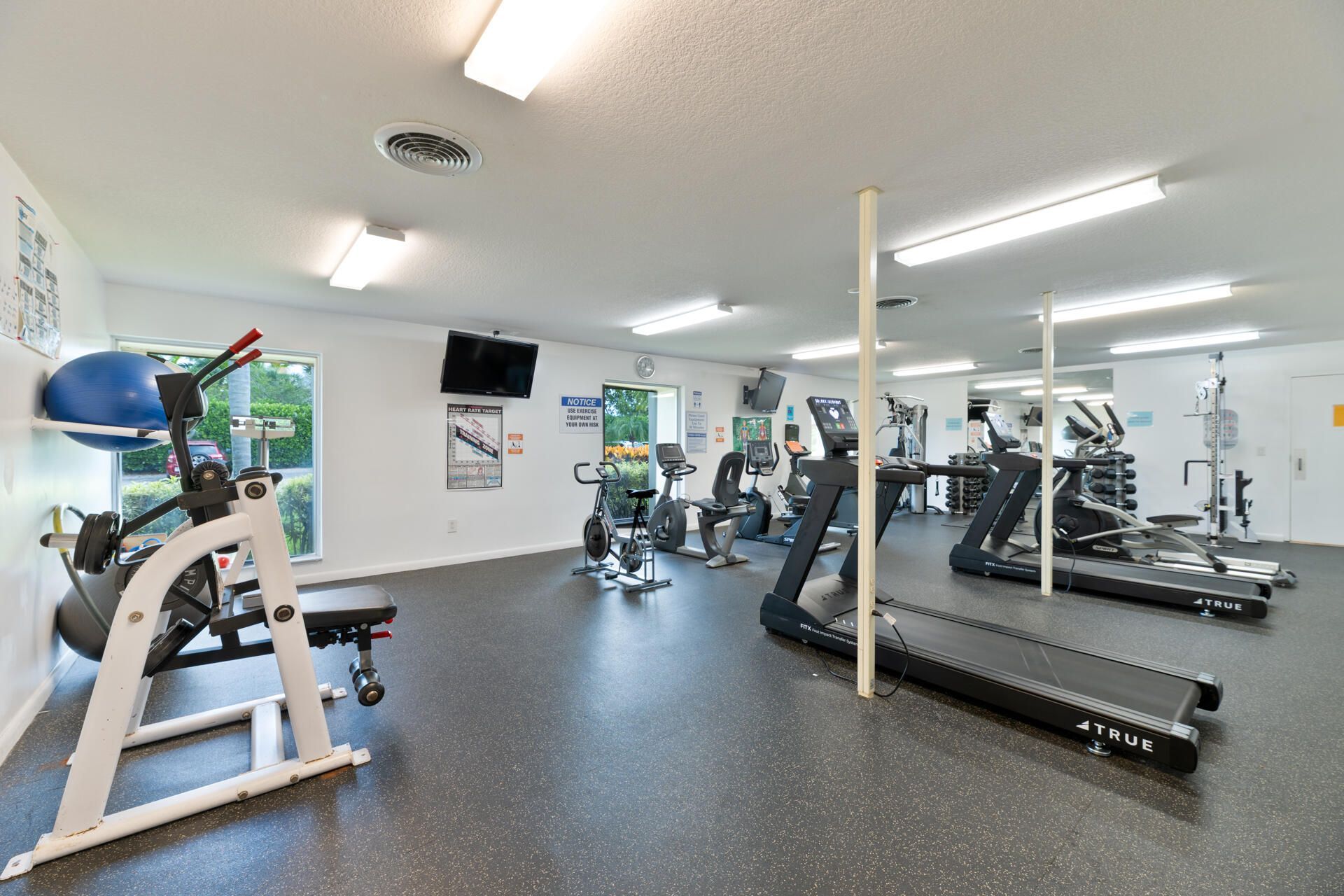 32 Abbey Lane, Unit 205, Delray Beach, FL 33446 Photo