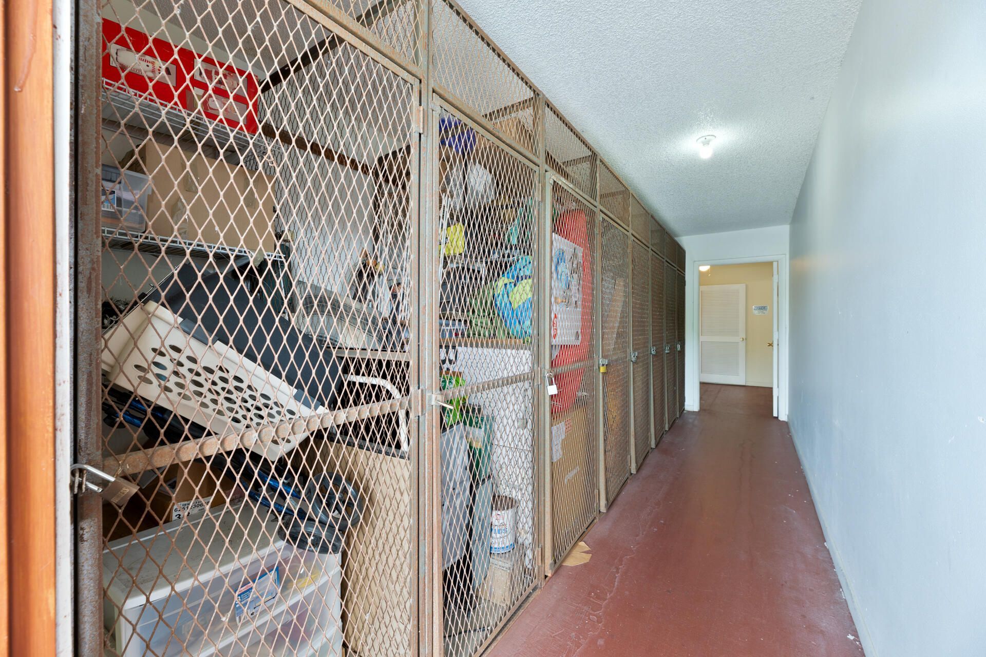 32 Abbey Lane, Unit 205, Delray Beach, FL 33446 Photo