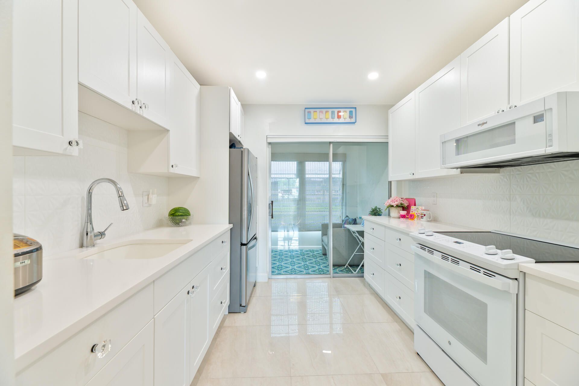 32 Abbey Lane, Unit 205, Delray Beach, FL 33446 Photo