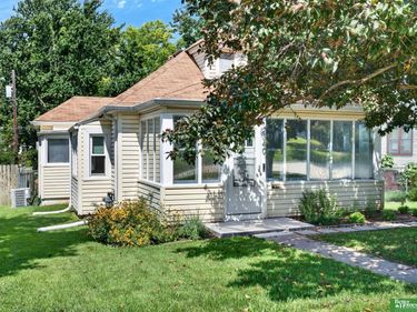 2340 N 65 Avenue, Omaha, NE 68104