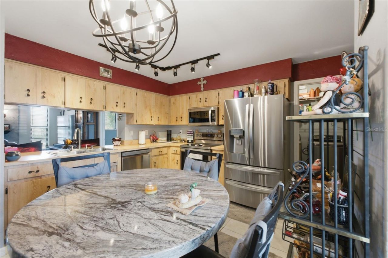 5906 W Woodhill Court , Crystal River, FL 34429 Photo