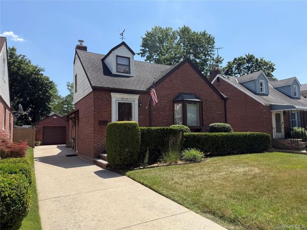 20938 Whitehall Terrace , Queens Village, NY 11427