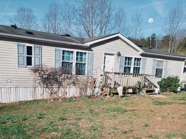 10363 JAMES RIVER ROAD, SHIPMAN, VA 22971
