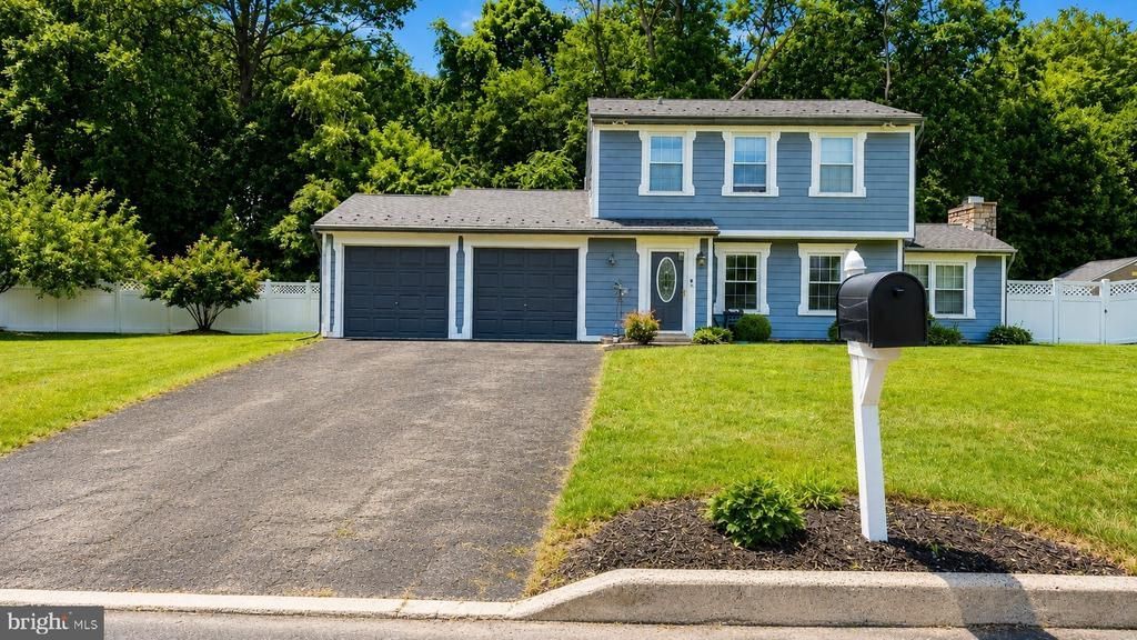 1882 BROOK LANE, JAMISON, PA 18929