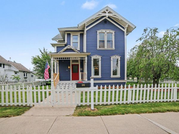302 E Court Street, Ludington, MI 49431