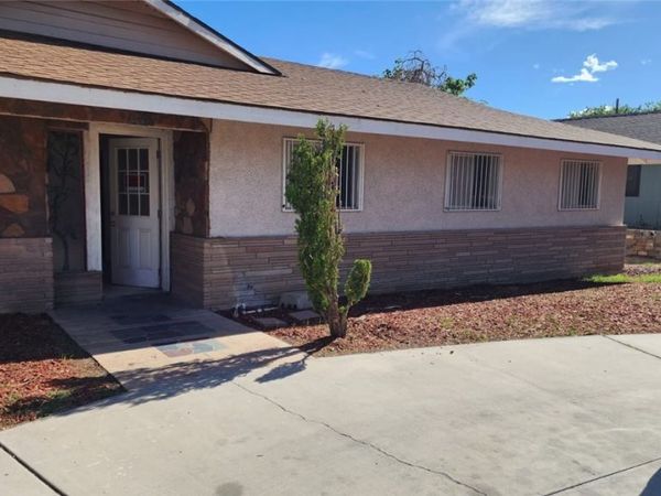4897 Sawyer Avenue , Las Vegas, NV 89108