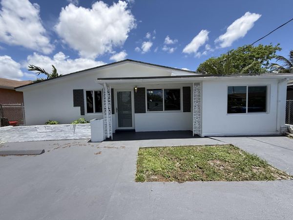5441 SW 18th Street, West Park, FL 33023