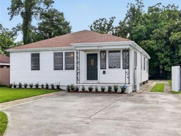 1813 CLAIRE Avenue, Gretna, LA 70053