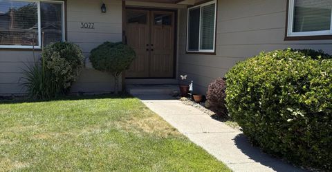 3077 Meadowlands Drive, Sparks, NV 89431 Photo