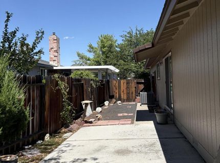 3077 Meadowlands Drive, Sparks, NV 89431 Photo