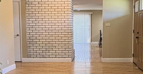 3077 Meadowlands Drive, Sparks, NV 89431 Photo