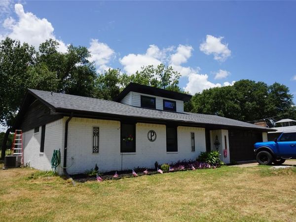 10808 Jeanell Drive, Kemp, TX 75143