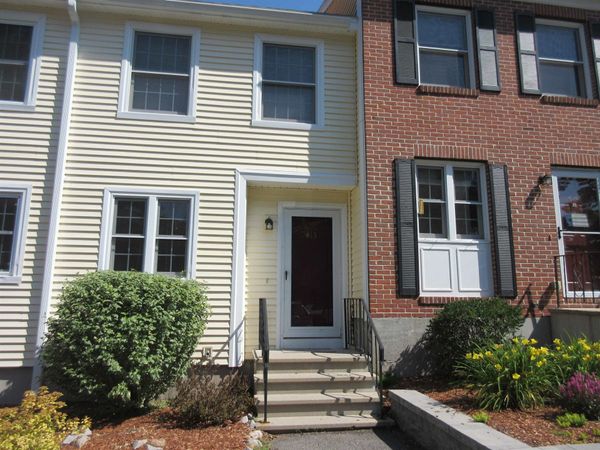 413 Fox Hollow Way, Manchester, NH 03104