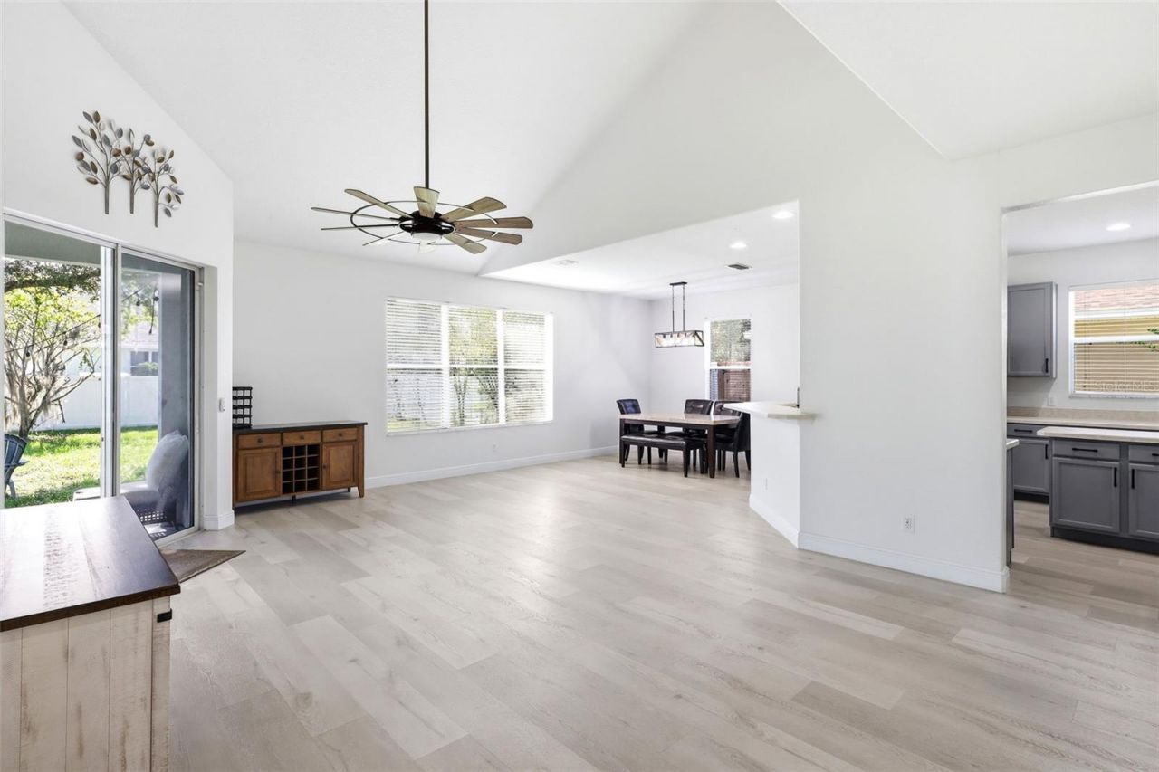 609 Rhodes Drive , Deland, FL 32720 Photo