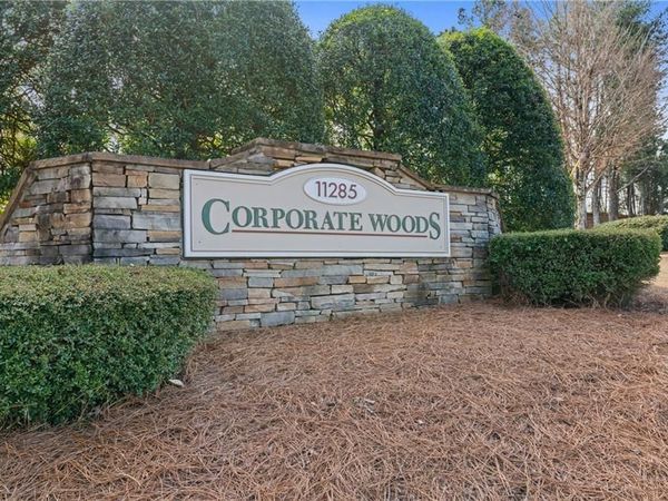 11285 Elkins Road , Unit G1, G2, Roswell, GA 30076