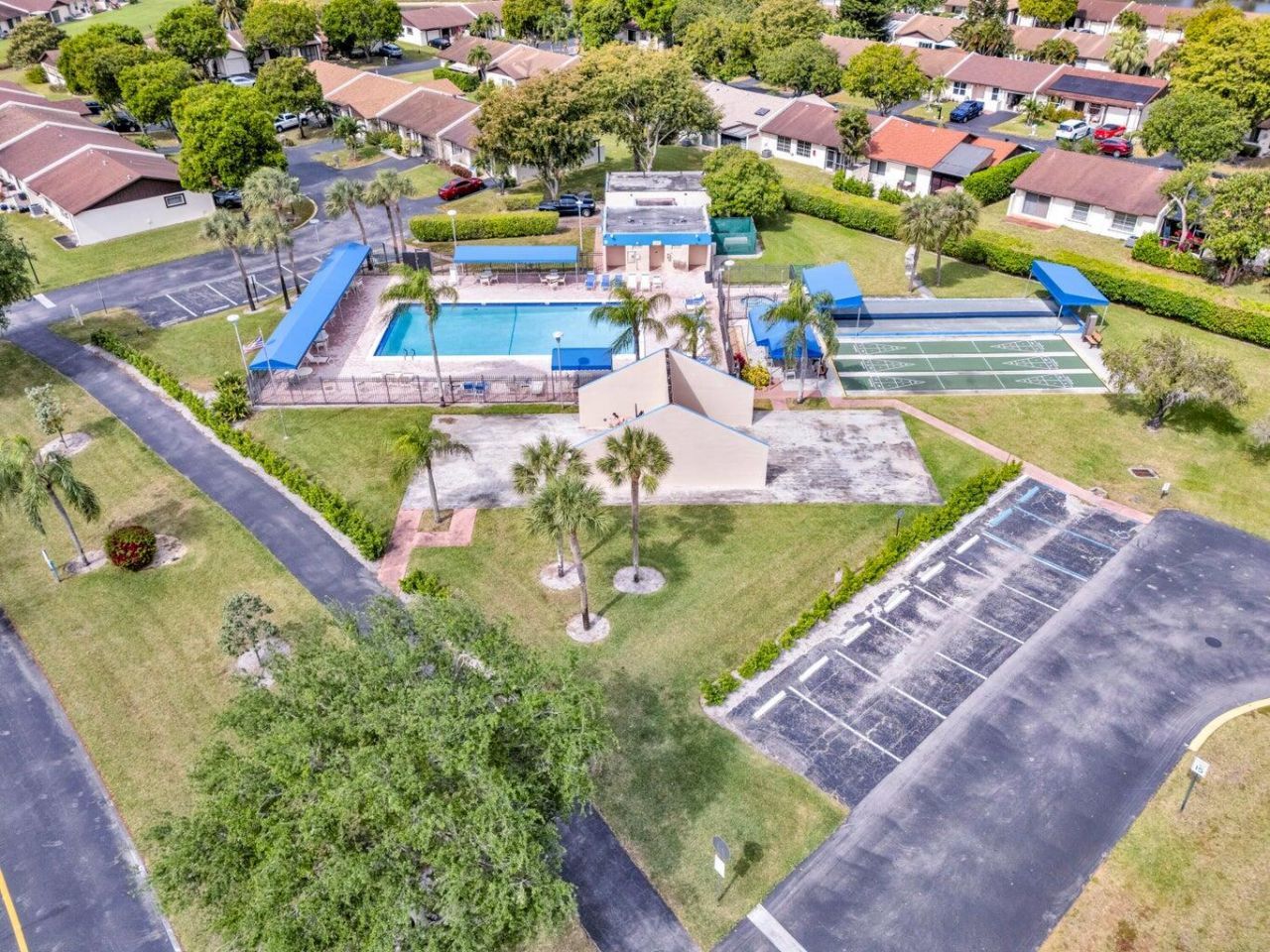 5392 Viburnum Circle, Delray Beach, FL 33484 Photo