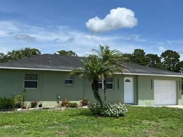 621 Gerald AVE, LEHIGH ACRES, FL 33936