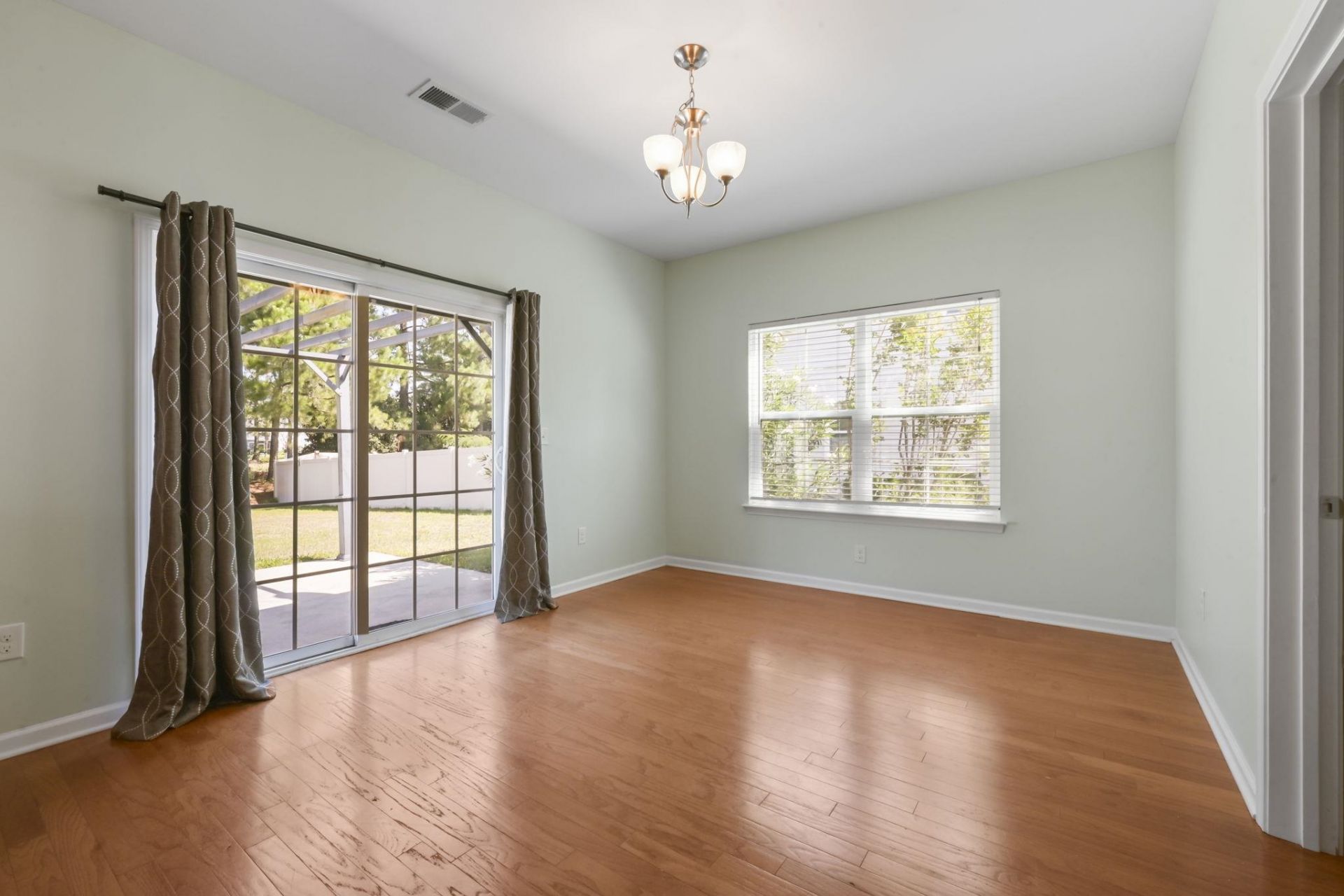 3125 Bramble Glen Dr. Photo 22