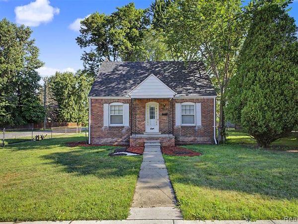 31980 Alvin Street, Garden City, MI 48135