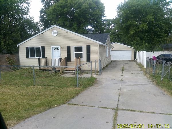 3490 Beveridge Road, Flint Twp, MI 48532