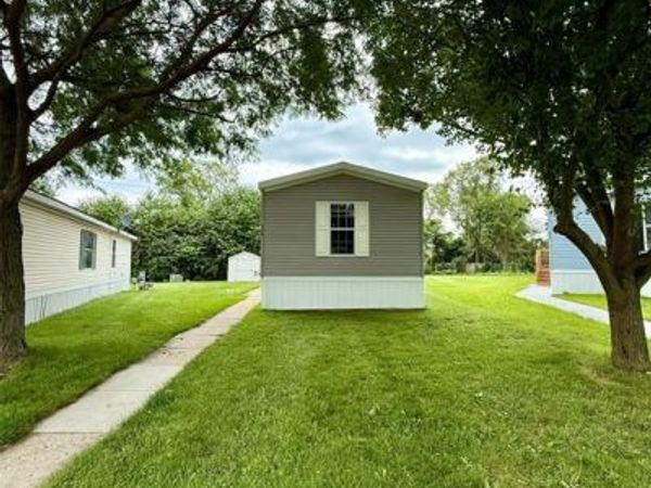 258 Diamond Circle, Northfield Twp, MI 48189
