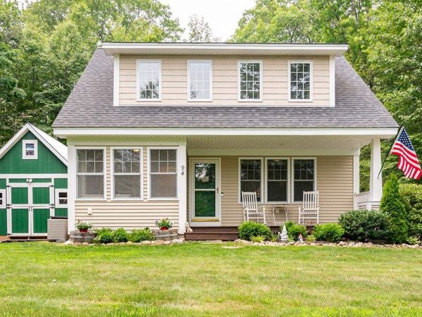 94 High Meadows Drive, Deerfield, NH 03037