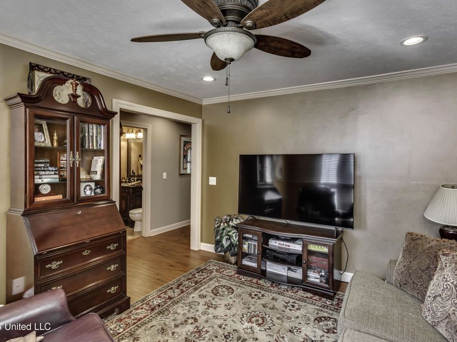 Property Image 60