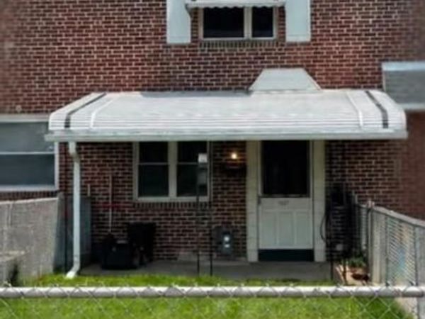 1937 DELMAR DRIVE, FOLCROFT, PA 19032