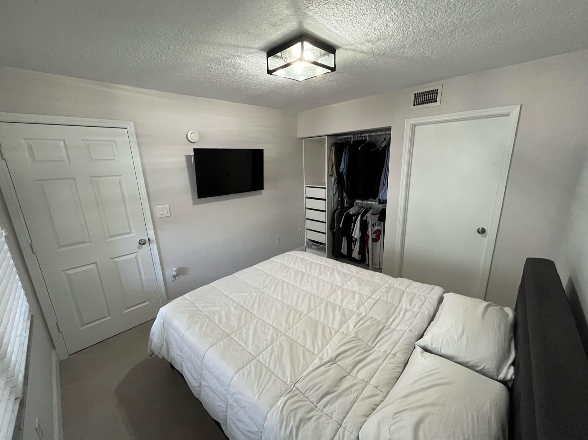 235 City View Drive, Fort Lauderdale, FL 33311 Photo