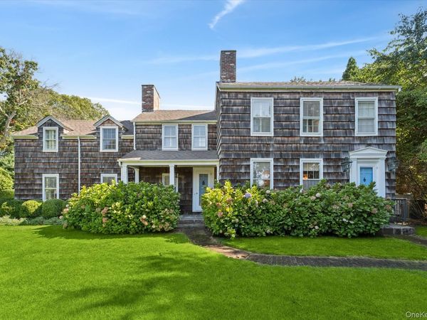 20 Quogue Street, Quogue, NY 11959