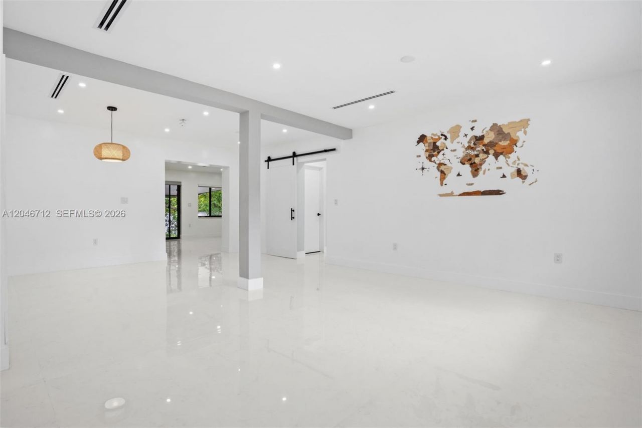 56 Whitethorn Dr, Miami Springs, FL 33166 Photo