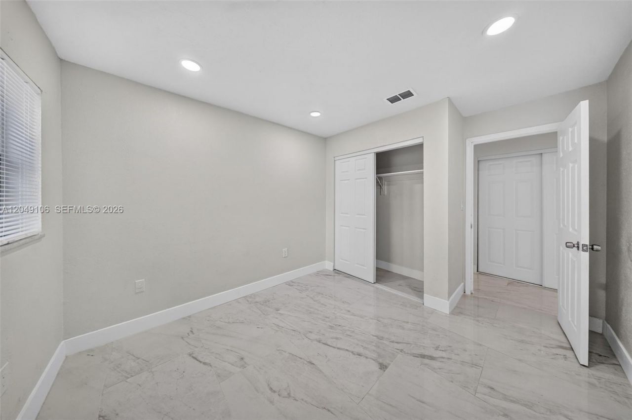 3856 NW 207th St Rd, Miami Gardens, FL 33055 Photo