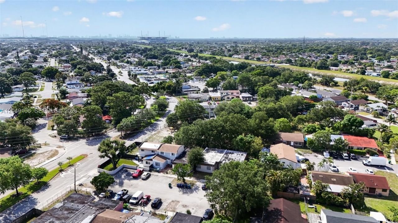 3856 NW 207th St Rd, Miami Gardens, FL 33055 Photo