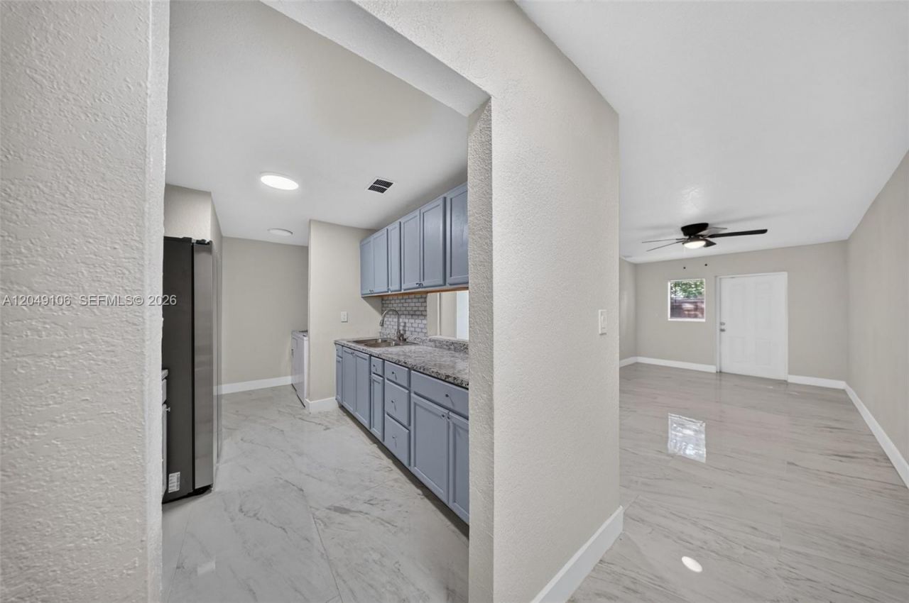 3856 NW 207th St Rd, Miami Gardens, FL 33055 Photo