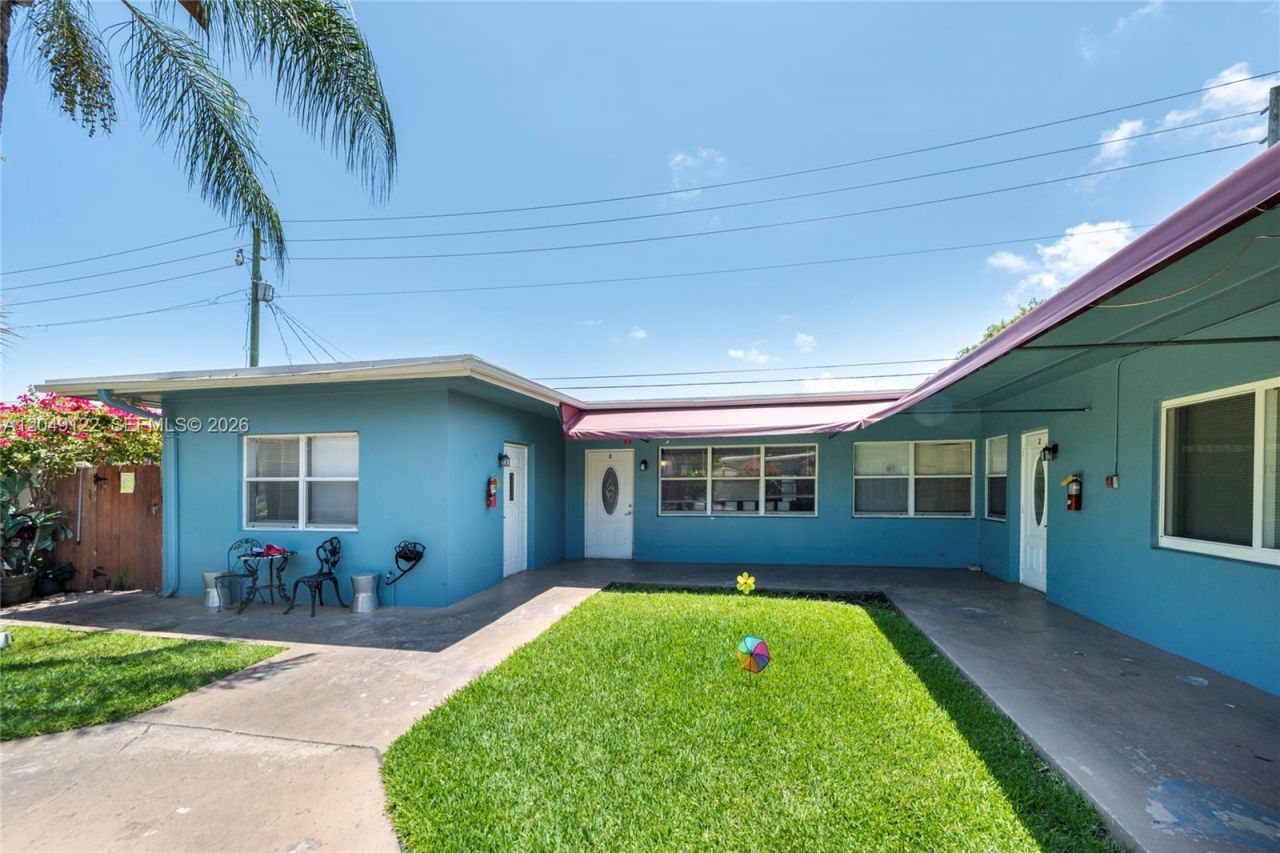 1930 Lincoln St , Hollywood, FL 33020 Photo