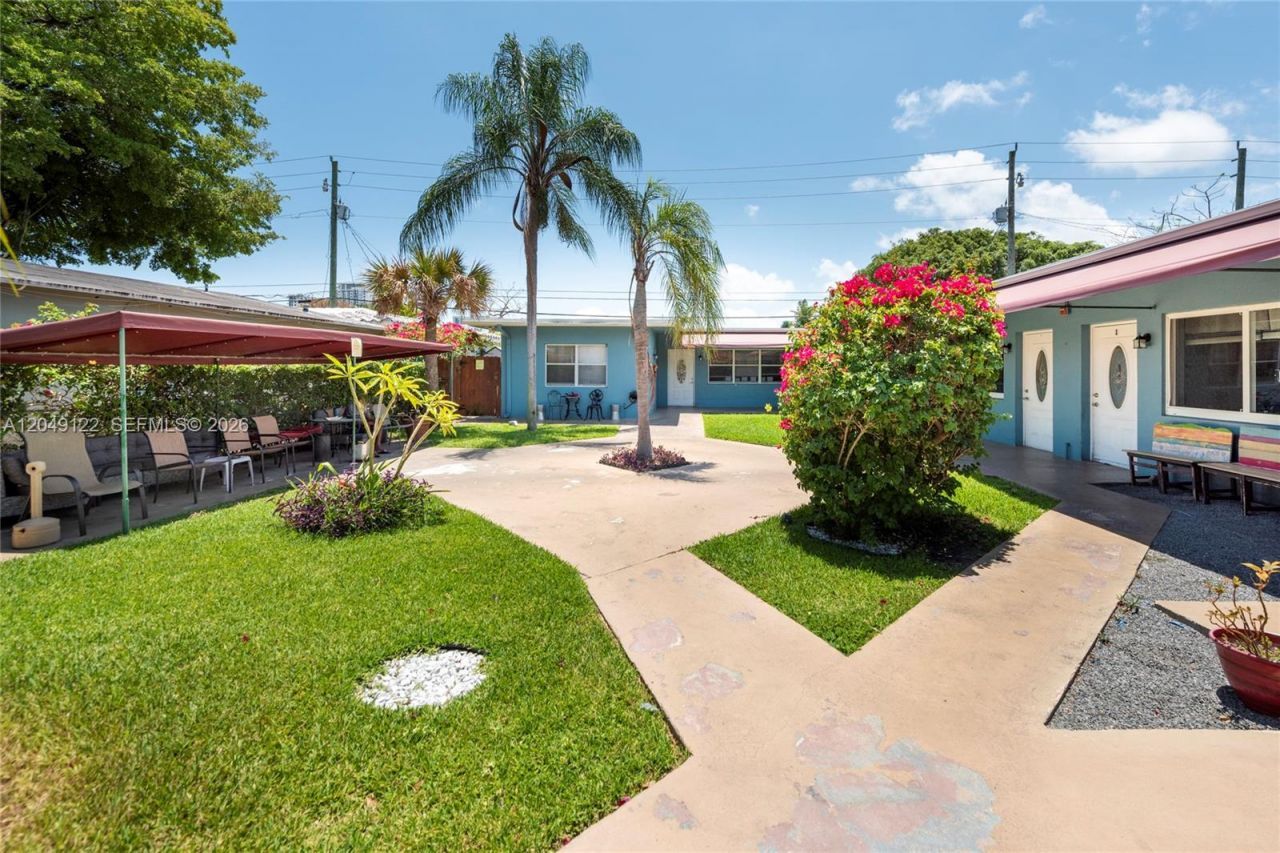 1930 Lincoln St , Hollywood, FL 33020 Photo
