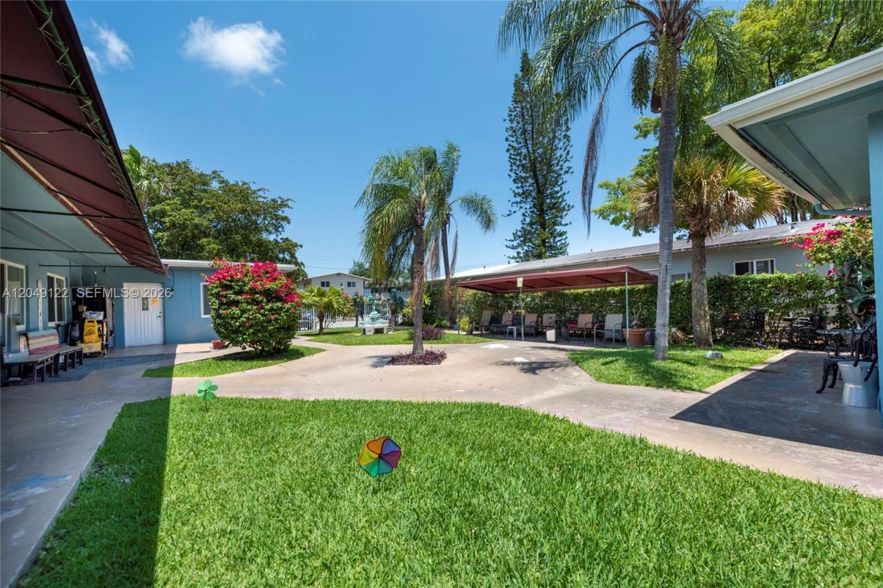 1930 Lincoln St , Hollywood, FL 33020 Photo