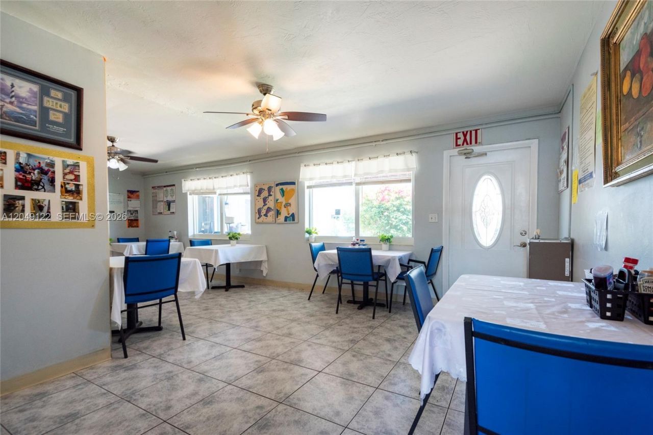1930 Lincoln St , Hollywood, FL 33020 Photo