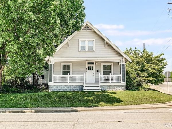 401 Plum Street, Edwardsville, IL 62025