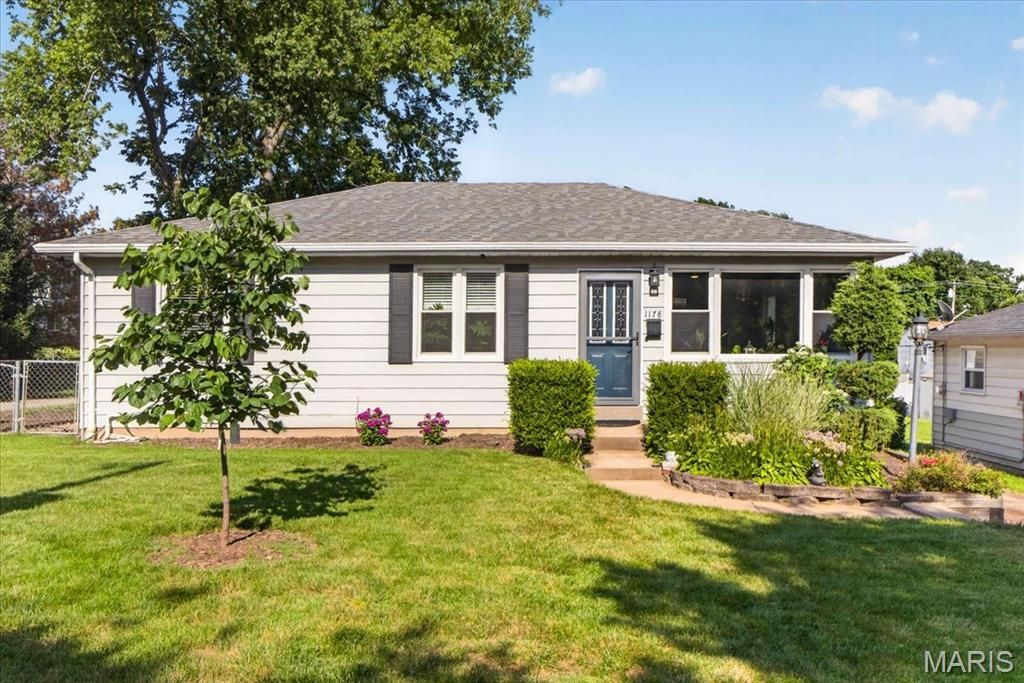 1178 Margaret Lane, Saint Louis, MO 63132 Main Photo