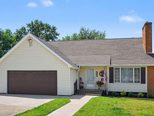 221 N Maryland Street, Bremen, IN 46506