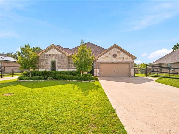 11215 Mason Drive, Lavon, TX 75166