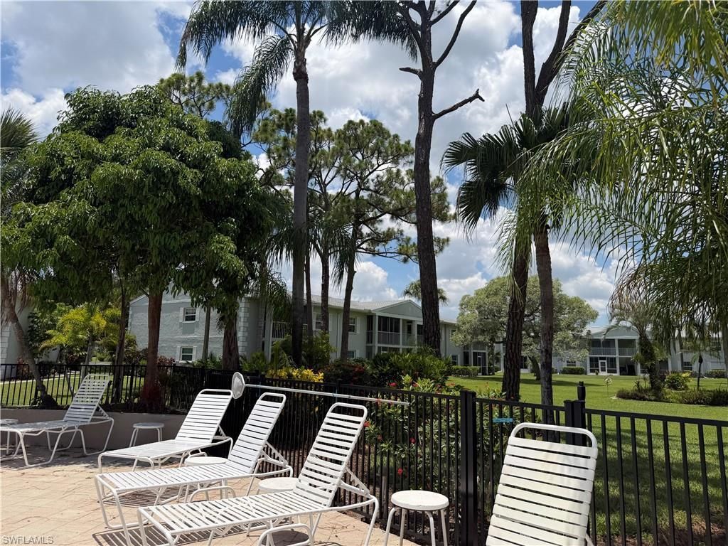 7074 Nantucket Cir, Unit 5, North Fort Myers, FL 33917 Photo
