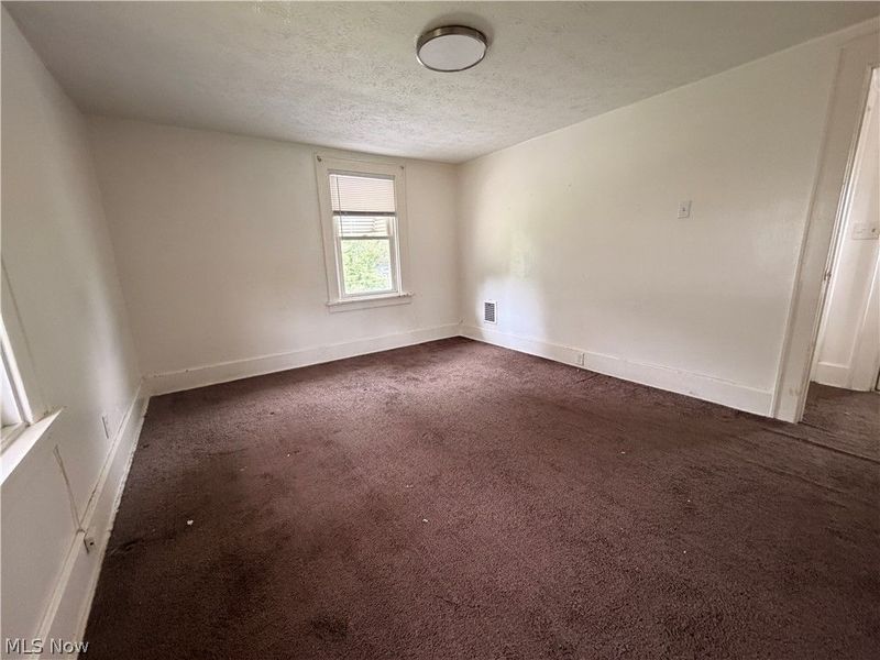 1150 Forest Avenue, Alliance, OH 44601 Photo 8