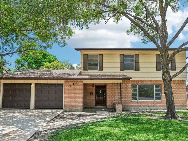 111 HANNASCH DR, San Antonio, TX 78213
