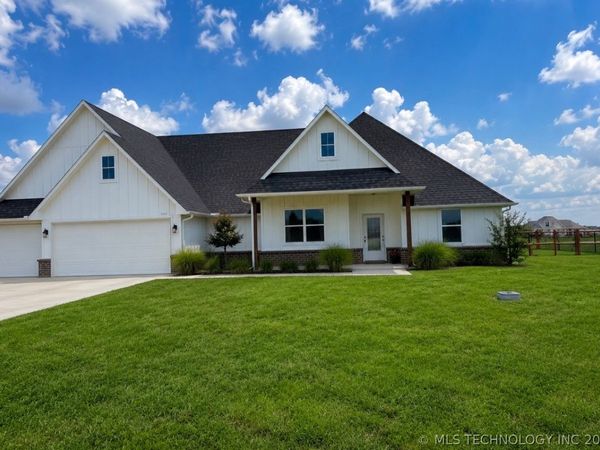 7110 E 137th Place North N, Collinsville, OK 74021
