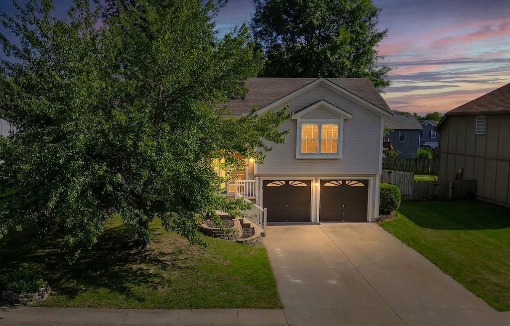 1405 Magnolia Drive, Greenwood, MO 64034 Main Photo